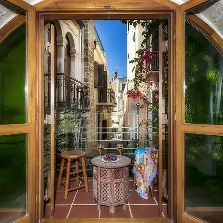 Ifigenia & 3* Chania (Crete)